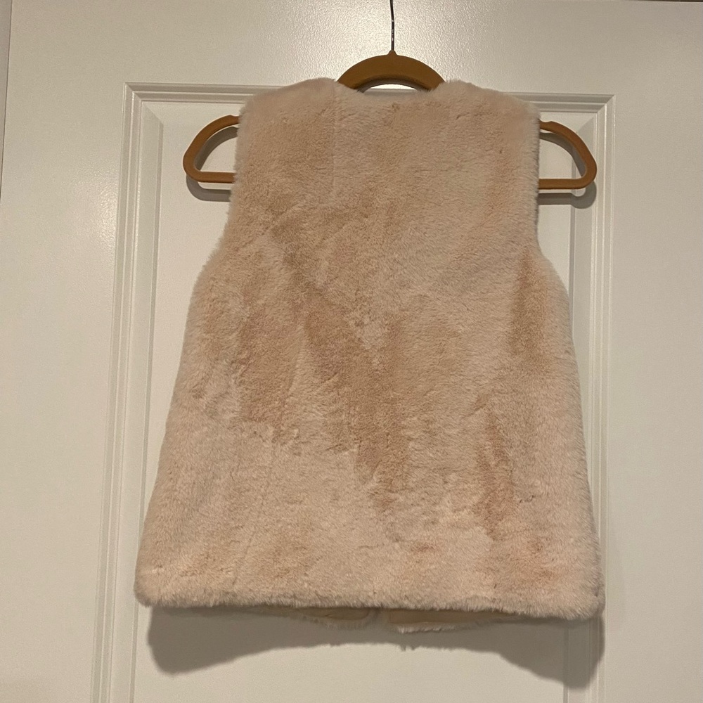 Zara Cream Faux Fur Vest for Teen - Picture 2 of 3